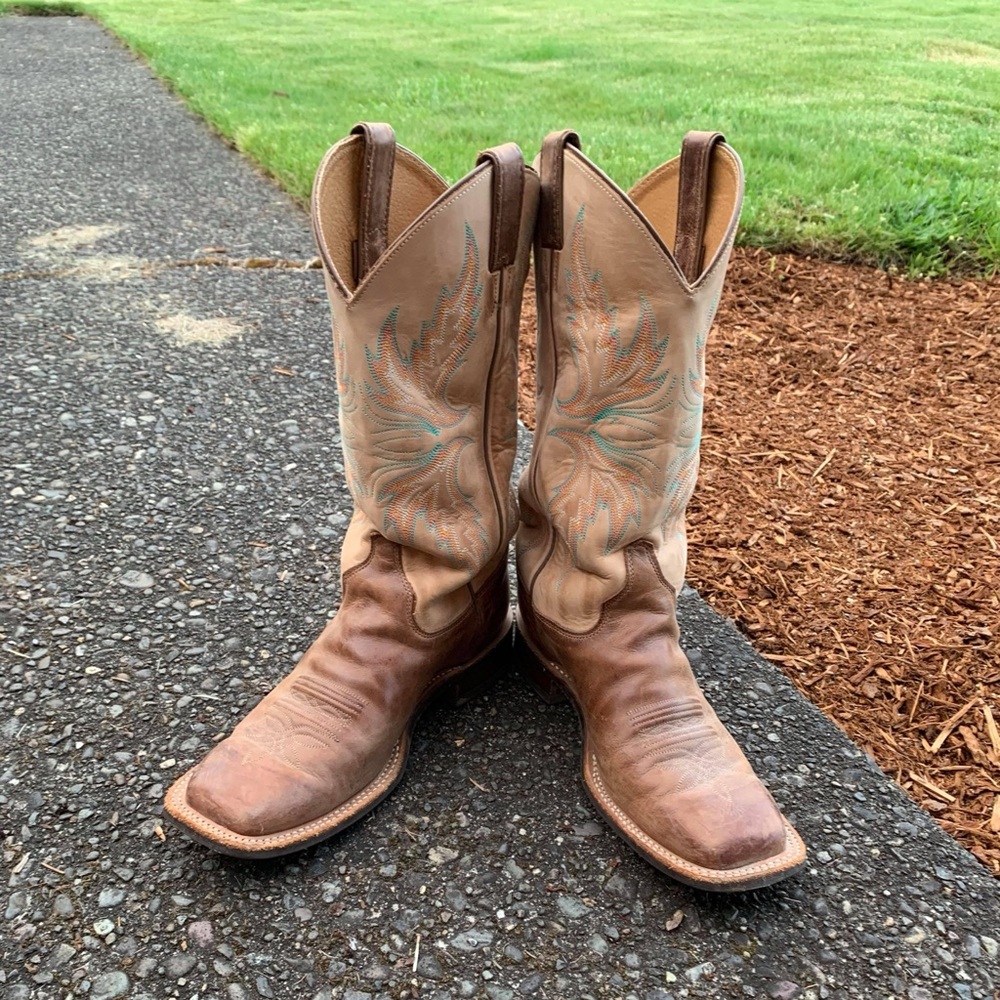 Women’s Justin Boots